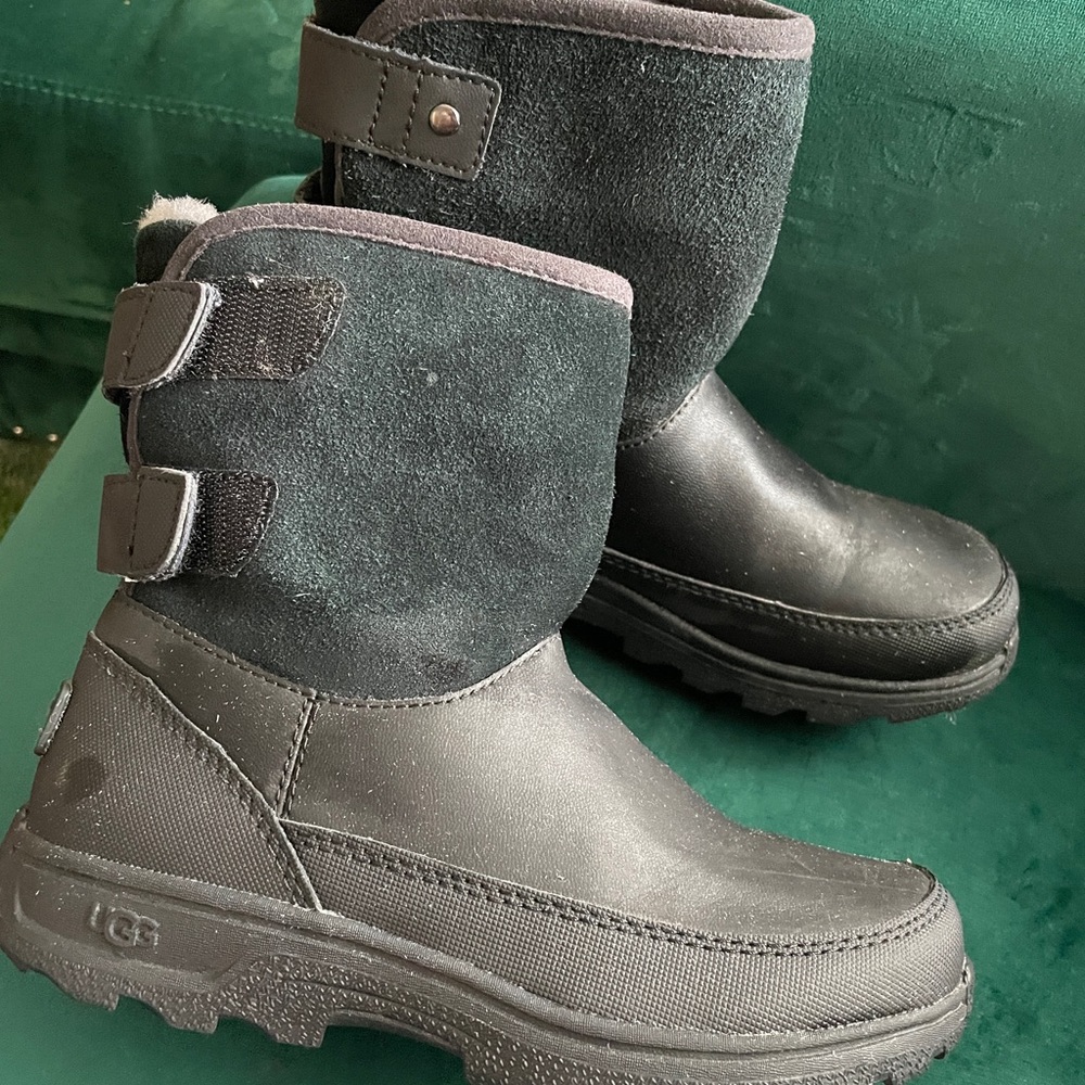 Boy’s Ugg Suede & Leather Snow boots